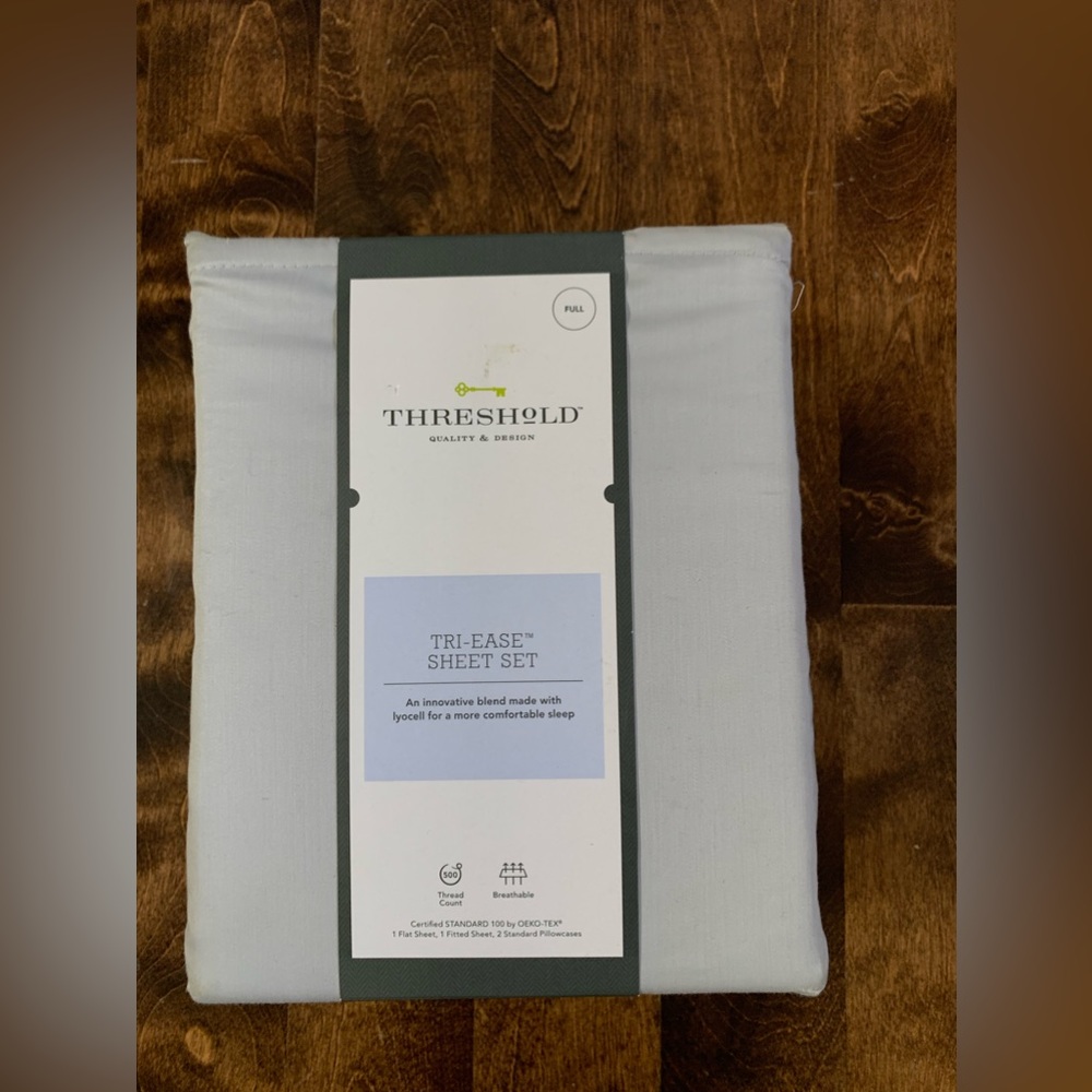 Threshold Full 500 thread count. Light Grey solid sheet set